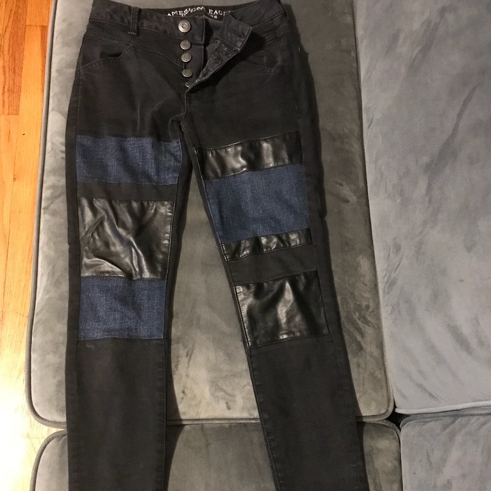American Eagle fashionable jeans